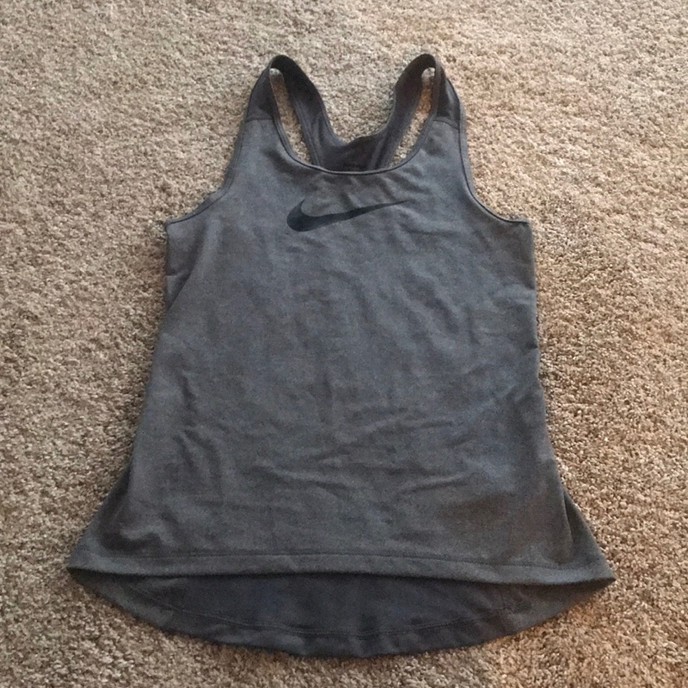 NIKE Tee